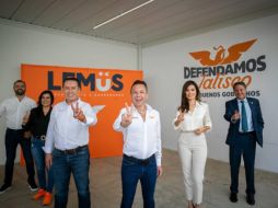 Acompañados de Pablo Lemus Navarro, Precandidato a la Gubernatura de Jalisco, y Manuel Romo, Dirigente Estatal de MC, esta tarde presentaron a Verónica Delgadillo García, Citlalli Amaya de Luna, Juan José Frangie Saade y Gerardo Quirino Velázquez. CORTESÍA