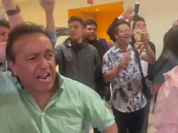 Omar García Harfuch obtuvo ventajas de hasta 15 puntos en las encuestas aplicadas en la Ciudad de México, aun así y debido a las políticas de paridad de género, Clara Brugada podría ser la candidata. ESPECIAL