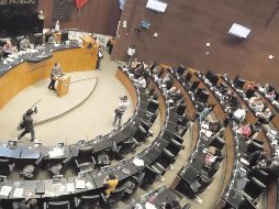 El Senado aprobó, con 63 votos a favor y 43 en contra, la renuncia de Arturo Zaldívar. EFE