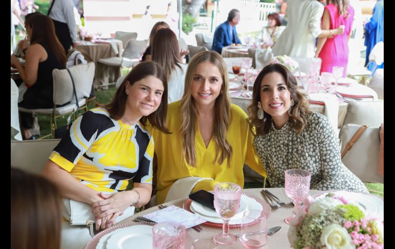 Ivette Meza, Maritza Ortiz y Carmen Torres. GENTE BIEN JALISCO/ Tony Martínez