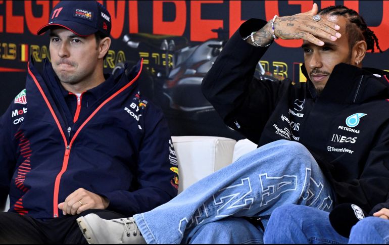 El subcampeonato de pilotos está casi definido para Checo Pérez, sin embargo, detrás de él está el siete veces campeón del mundo, Lewis Hamilton. AFP / ARCHIVO