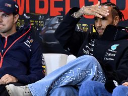El subcampeonato de pilotos está casi definido para Checo Pérez, sin embargo, detrás de él está el siete veces campeón del mundo, Lewis Hamilton. AFP / ARCHIVO