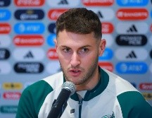 Santiago Giménez le pidió a sus compañeros que tengan humildad. IMAGO7.