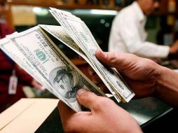 En la sesión overnight, el tipo de cambio presentó volatilidad con sesgo bajista. SUN / ARCHIVO