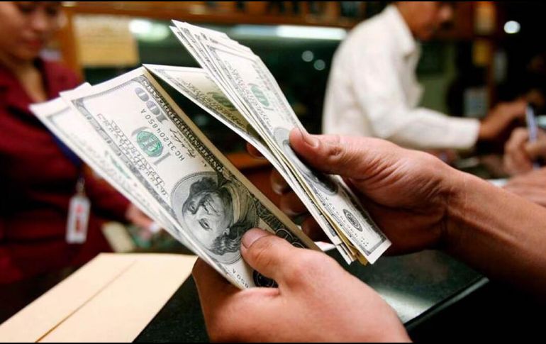 En la sesión overnight, el tipo de cambio presentó volatilidad con sesgo bajista. SUN / ARCHIVO