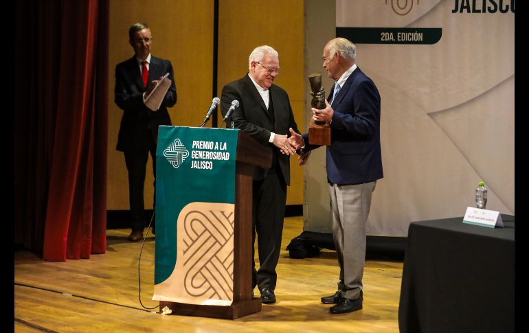 Este martes fue entregado, en su segunda edición, el Premio a la Generosidad Jalisco, impulsado por el Banco de Alimentos de Guadalajara en coordinación con la Secretaría del Sistema de Asistencia Social. EL INFORMADOR / A. Navarro