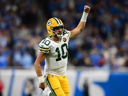 Jordan Love (#10) tuvo la mejor actuación de su carrera con tres pases de anotación. AP/D. Dermer