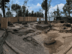 De ambos contextos funerarios se obtuvieron materiales diversos, algunos dispuestos como ofrenda. INAH