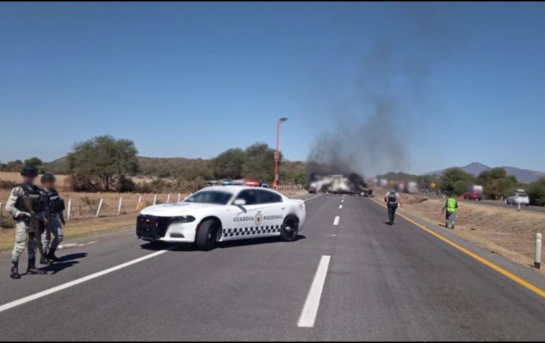 Los bloqueos carreteros fueron en Tapalpa, Ocotlán y Teocaltiche. ESPECIAL/ 