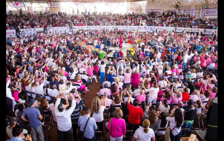 El evento fue convocado por Confío en México y Foro Plural Jalisco. EL INFORMADOR/ H. Figueroa.