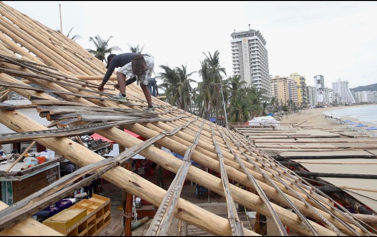 Esta semana comenzará la entrega de apoyos económicos. SUN/ V. Rosas.