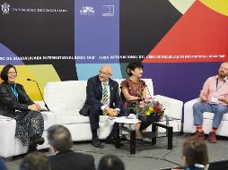 (Al centro) Hugo Setzer, presidente de la CANIEM, durante la presentación del estudio. EL INFORMADOR/ A. Navarro