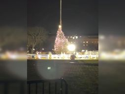 El encendido del árbol es una tradición anual de la Casa Blanca que incluye una cuenta regresiva y actuaciones musicales. ESPECIAL