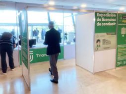 Sí, además de libros, la FIL también ofrece en uno de sus espacios la oportunidad de regularizar la licencia de conducir. EL INFORMADOR / F. Salcedo