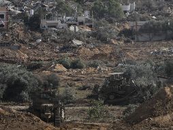 Hasta ahora habían sido entregados 81 cautivos en Gaza -al menos 61 israelíes y 20 extranjeros- en virtud del acuerdo de intercambio de cautivos israelíes en Gaza por presos palestinos, mujeres y niños por ambas partes. EFE / M. Saber