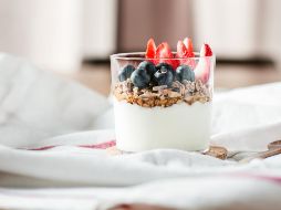 La Profeco mide el contenido de proteínas, microorganismos, edulcorantes, azúcares, grasas, carbohidratos, aporte calórico, componentes y etiquetado. ESPECIAL / Foto de Tanaphong Toochinda en Unsplash