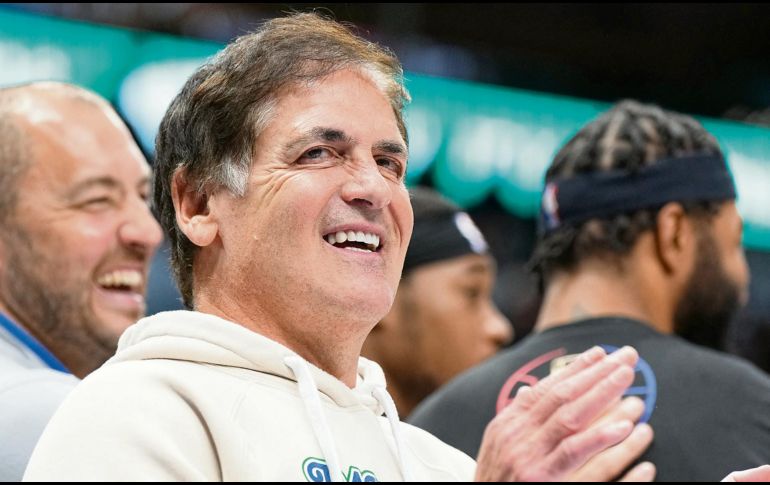 Mark Cuban, dueño de los Mavs, busca un acuerdo con multimillonarios de Las Vegas. AFP