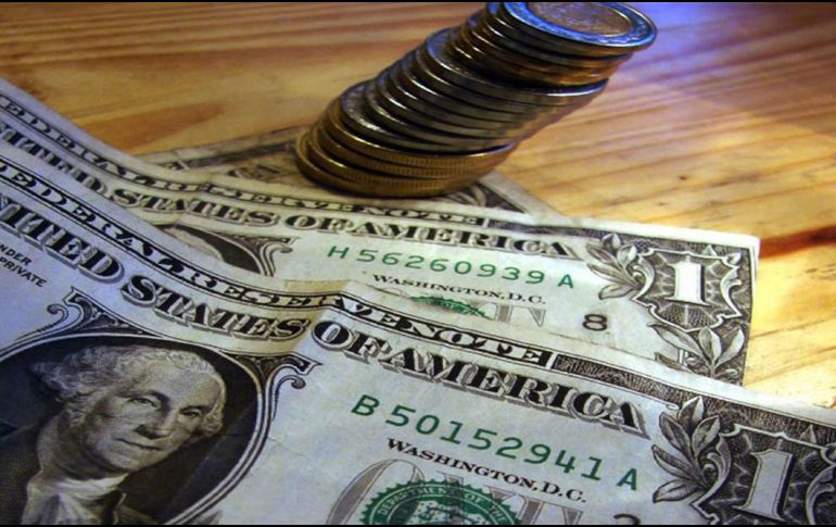 En la sesión overnight, el tipo de cambio presentó volatilidad con sesgo alcista. SUN / ARCHIVO