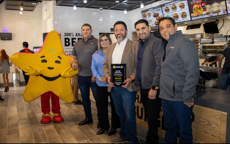 Eloy Aguirre, María Inés Torres, Humberto Pérez, Omar Lara y César Vargas. GENTE BIEN JALISCO/ Christian Pérez