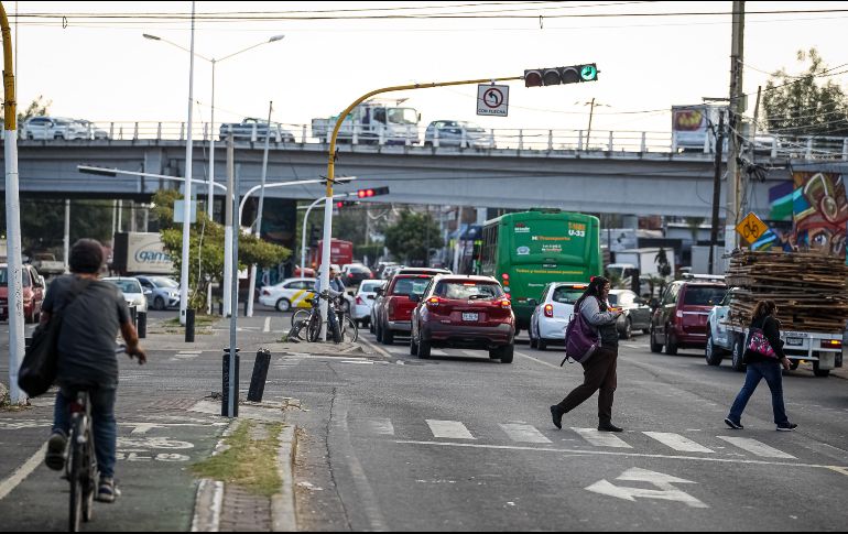El Gobierno de Zapopan informó que la renovación de la avenida Santa Margarita, en el tramo que comprende de la avenida de Servidor Público a su cruce con Anillo Periférico, contempla una rehabilitación integral. EL INFORMADOR / H. Figueroa