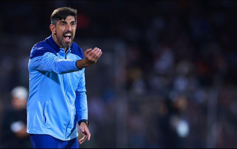 Veljko Paunović, director técnico de Chivas. IMAGO7