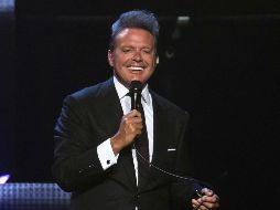 Luis Miguel extiende su gira a más ciudades de México. AP/ ARCHIVO