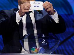 Este sábado se celebró en la Elbphilharmonie de Hamburgo el sorteo para la fase de Grupos de la Eurocopa 2024. AFP / O. Andersen