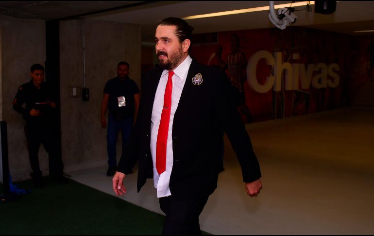 Amaury Vergara, propietario de las Chivas, se retiro del estadio tras la goleada de Pumas. IMAGO7.