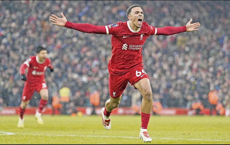Trent Alexander-Arnold metió el gol del triunfo al minuto 88. EFE