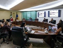 El mandatario confirmó que en las Mesas de Seguridad han analizado la posibilidad de intervenir estas corporaciones.  ESPECIAL/GOBIERNO DE JALISCO