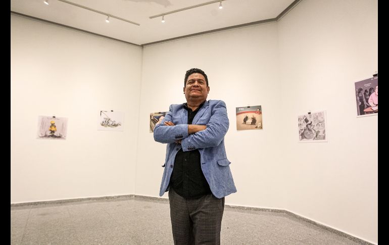 Qucho agradeció la apertura de PALCCO para exponer su obra, un total de 26 cartones publicados durante los últimos 4 años. EL INFORMADOR / H. Figueroa