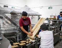 De acuerdo con datos del Instituto Mexicano del Seguro Social (IMSS)  al mes de noviembre Jalisco acumula un padrón de dos millones 026 mil 935 empleos formales. CORTE´SIA