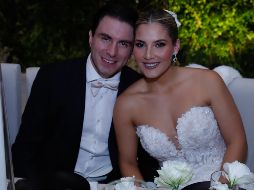 Paulo Tinajero Suárez y Grisel Castellanos Durán. GENTE BIEN JALISCO/ Claudio Jimeno