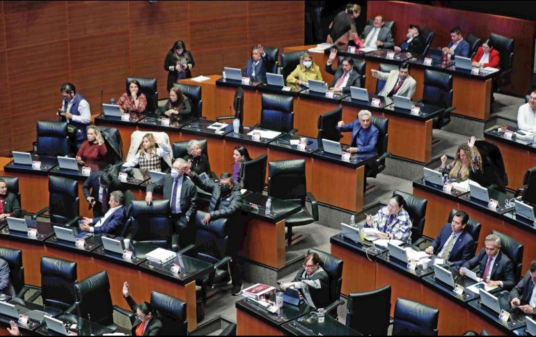 El presidente, gobernadores, alcaldes, diputados y senadores también recibirán aguinaldo este año. EL INFORMADOR/ ARCHIVO.