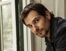 Alan Estrada presenta 