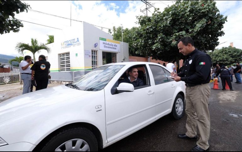 El titular de la Secretaría de Transporte, Diego Monraz Villaseñor, expuso que acercar los servicios a la gente es hacerle la vida más sencilla para que pueda cumplir con sus obligaciones como la de contar con una licencia de conducir. CORTESÍA