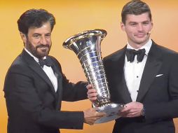 Verstappen, de 25 años, se proclamó campeón mundial por tercera vez consecutiva. ESPECIAL