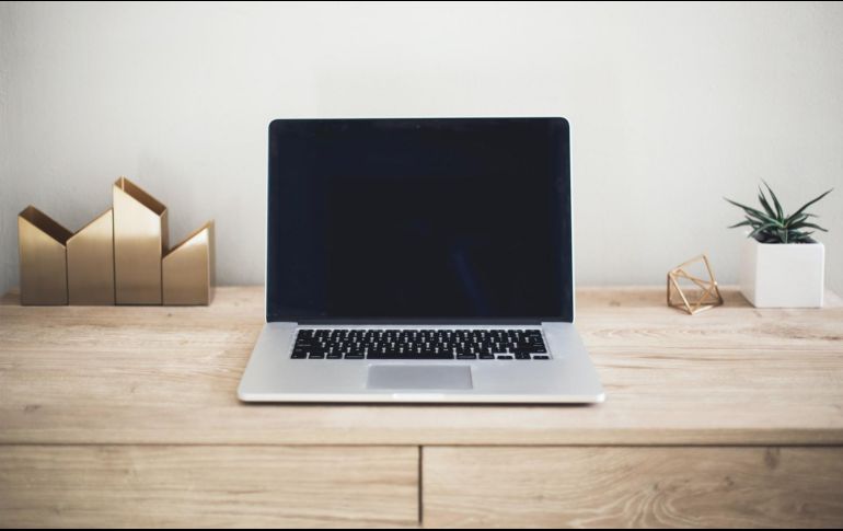 Las computadoras nos siguen ayudando a resolver tareas del día a día y con los siguientes consejos podrás mantenerla en las mejores condiciones. Unsplash.