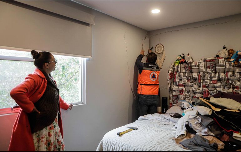 Pese a que no hubieron decesos, algunos ciudadanos reportaron daños en casas y edificios. EL UNIVERSAL / ARCHIVO