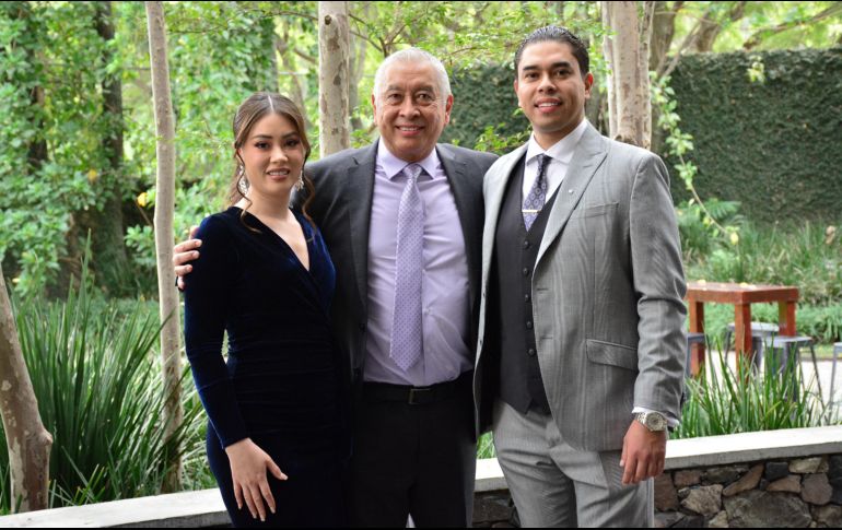 Diana Zea Reyes , Leonardo Zea Choy y Leonardo Zea Reyes. GENTE BIEN JALISCO/ Marifer Rached