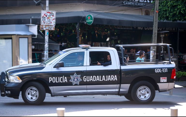 Con el programa Cuentahabiente Seguro se busca que la persona se acompañe de elementos de la policía cuando acuda a un banco a realizar retiros y/o depósitos en efectivo. EL INFORMADOR / ARCHIVO