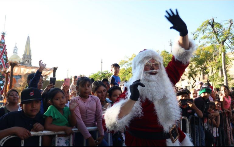 El evento “Nos Toca Regalar 2023”, fue realizado en Plaza Liberación. CORTESÍA/ Policía de Gdl