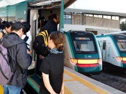 Usuarios tomaron fotos y videos del recorrido, así como de los distintos servicios con los que cuenta el Tren Maya, incluyendo la cafetería. ESPECIAL / TREN MAYA