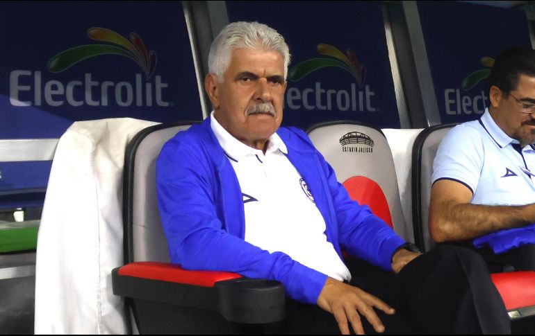 Fue durante la transmisión de este lunes cuando “Alvarito” tomó la rasuradora y se deshizo del bigote que tanto caracteriza al “Tuca”. IMAGO7/Archivo