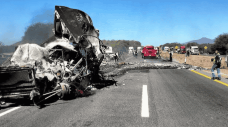 Los tramos bloqueados eran Acatic-Tepatitlán, a la altura del km 24, y en la carretera libre Acatic-Tepatitlán. ESPECIAL