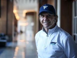 De visita en Guadalajara para un tratamiento médico, Emerson Fittipaldi aprovechó para hablar del estado actual de la F1. EL INFORMADOR/H. Figueroa