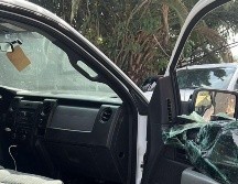 Fueron agredidos por una persona que los golpeó, lanzó piedras e incluso daño la camioneta. ESPECIAL