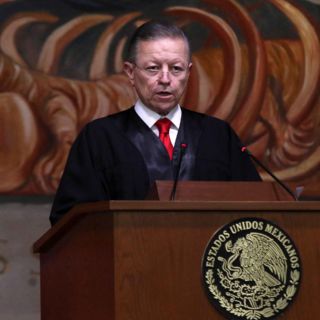 Plantean que SCJN determine si Tribunal puede juzgar a Zaldívar