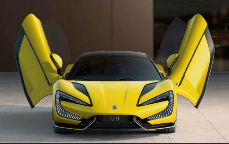 La teconología y el diseño del YangWang U9 marca una nueva meta en la automotriz china. ESPECIAL