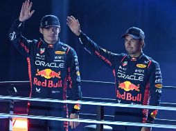 SERGIO PÉREZ Y MAX VERSTAPPEN. Valtteri Bottas recordó sus tiempos en Mercedes con Lewis Hamilton. Ahí, vivió una situación similar con el multicampeón del mundo. AFP / ARCHIVO